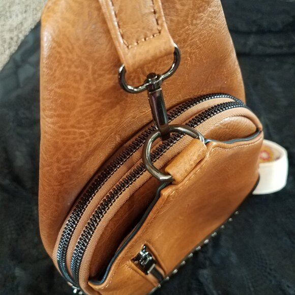 SAM & HADLEY- Studded Sling purse- Cognac - Picture 3 of 8